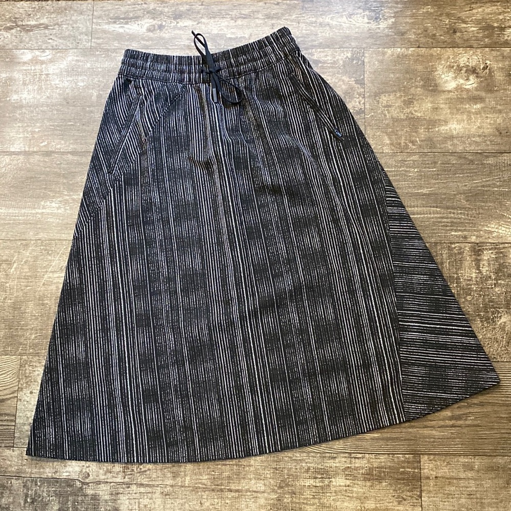 Athleta Skirt